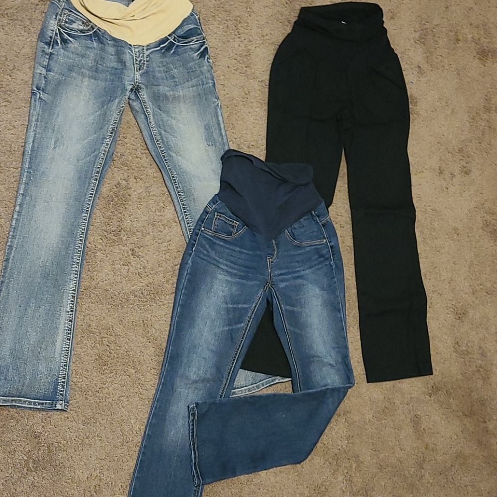 MUST GO!!! 4 Maternity Pants and Jeans